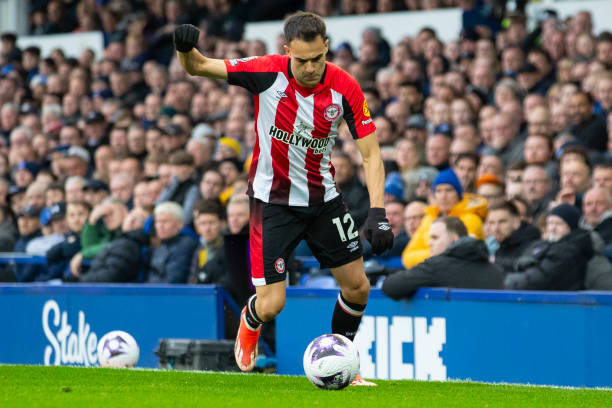 学校鼓励学 学校鼓励学